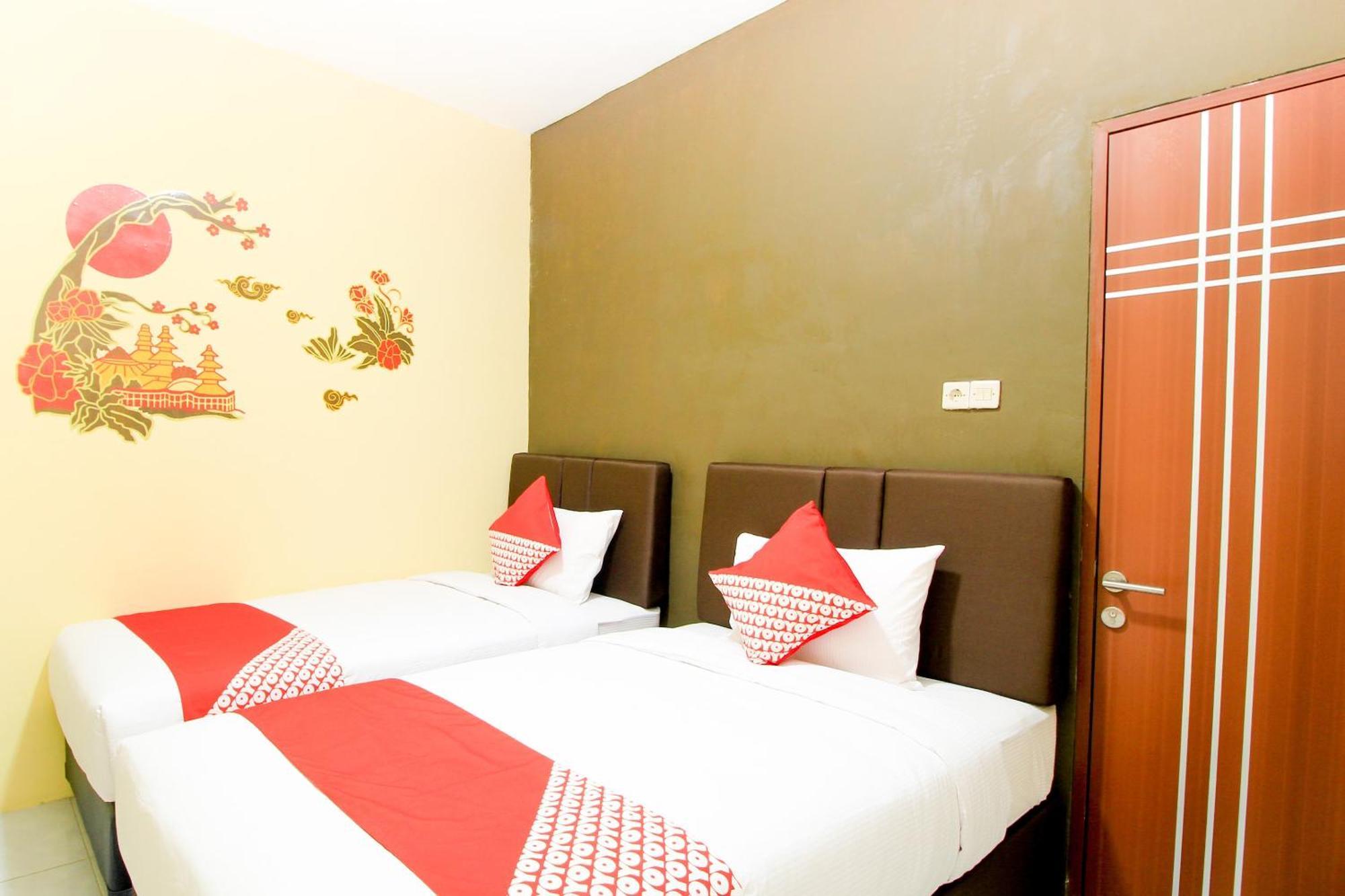 Super Oyo Capital O 217 A1 Hotel Surabaya Eksteriør bilde