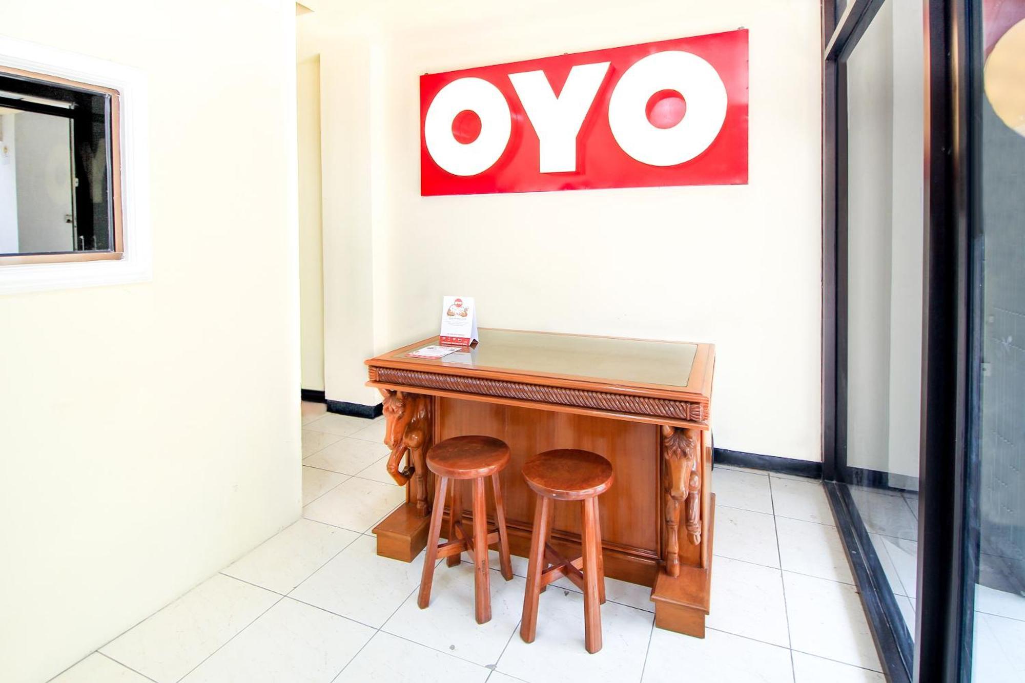 Super Oyo Capital O 217 A1 Hotel Surabaya Eksteriør bilde