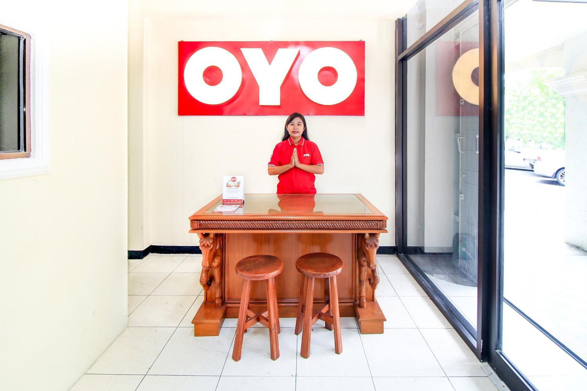 Super Oyo Capital O 217 A1 Hotel Surabaya Eksteriør bilde