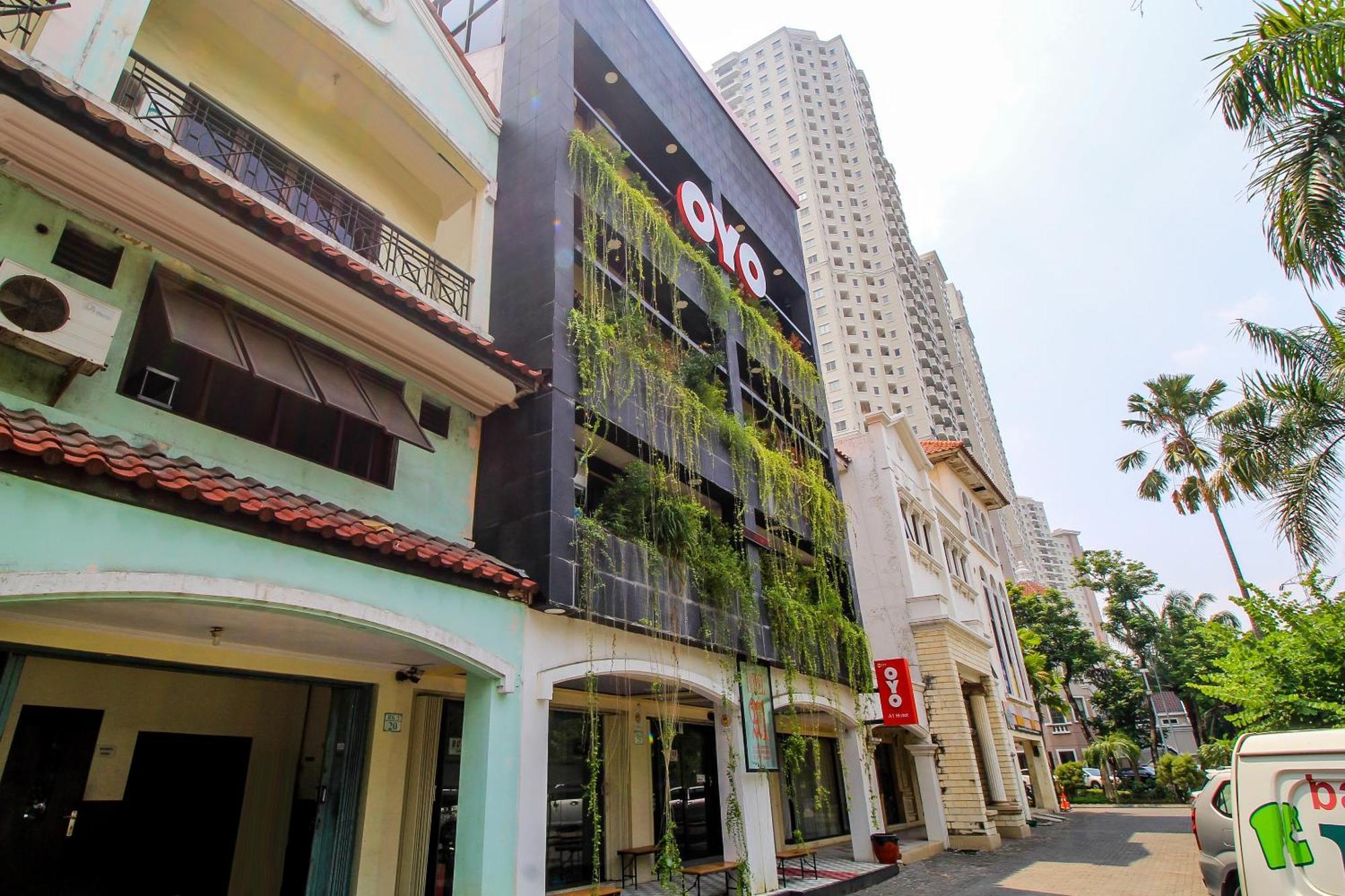 Super Oyo Capital O 217 A1 Hotel Surabaya Eksteriør bilde